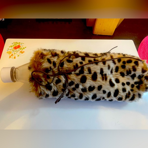 💕🐆Wine Bottle Cozy🩷 - Picture 6 of 6
